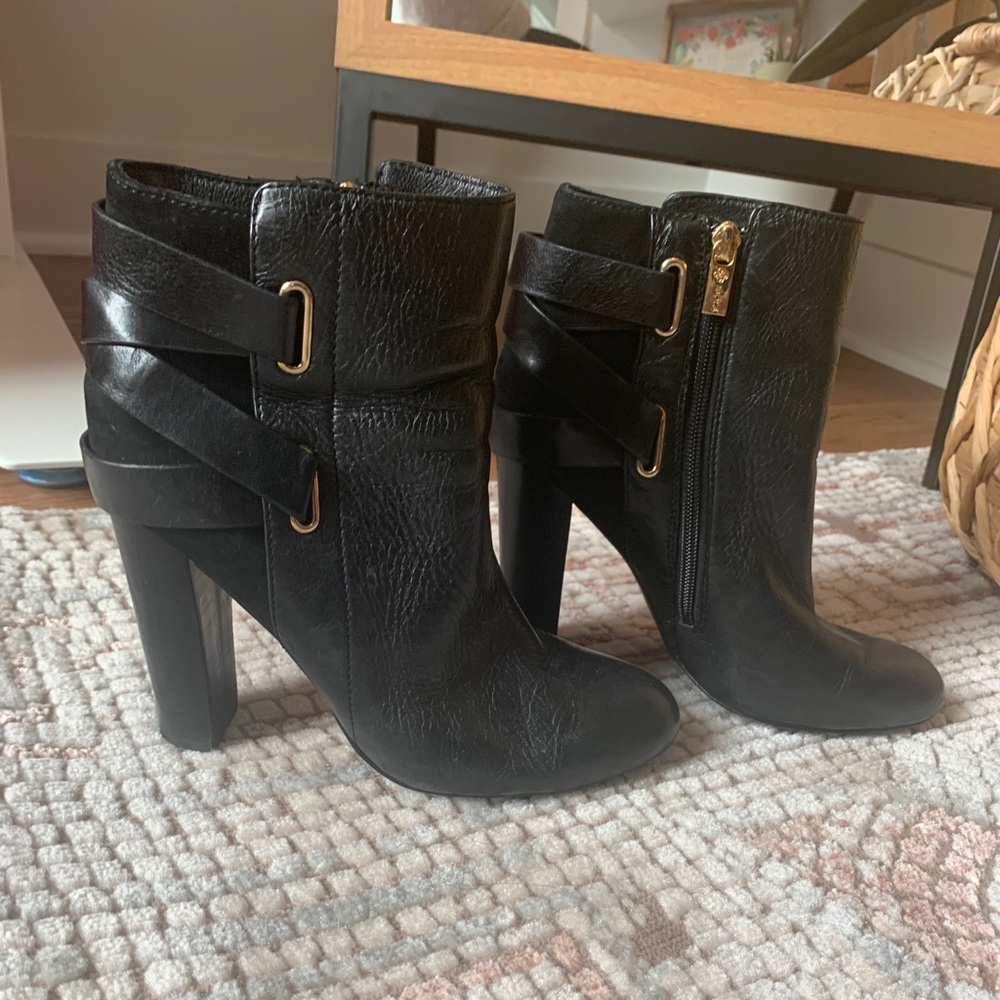 Isola black leather ankle booties - size 8.5